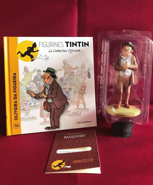 Tintin (figurines Moulinsart) # 16 - Oliveira Da Figueira - en boîte avec livret + passeport